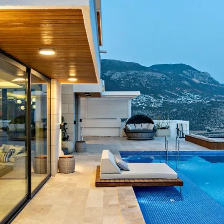 5 Bedroom - 6187 Villa