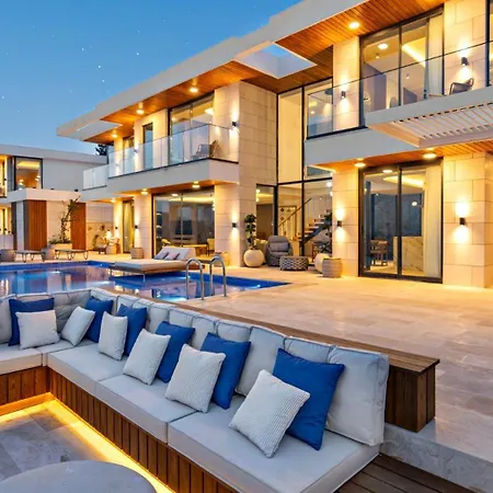 5 Bedroom - 6187 Villa Kalkan